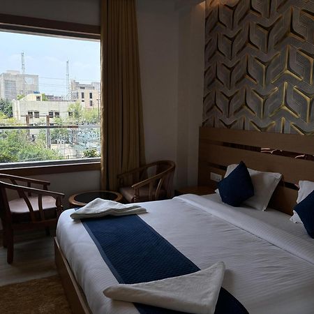 Hotel Royal Casa Lucknow Exteriör bild