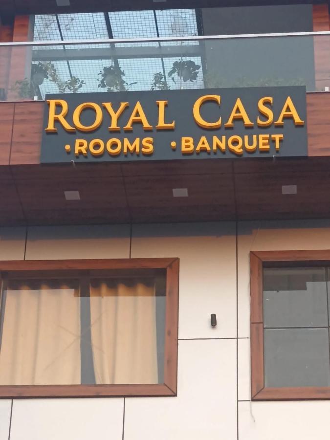 Hotel Royal Casa Lucknow Exteriör bild
