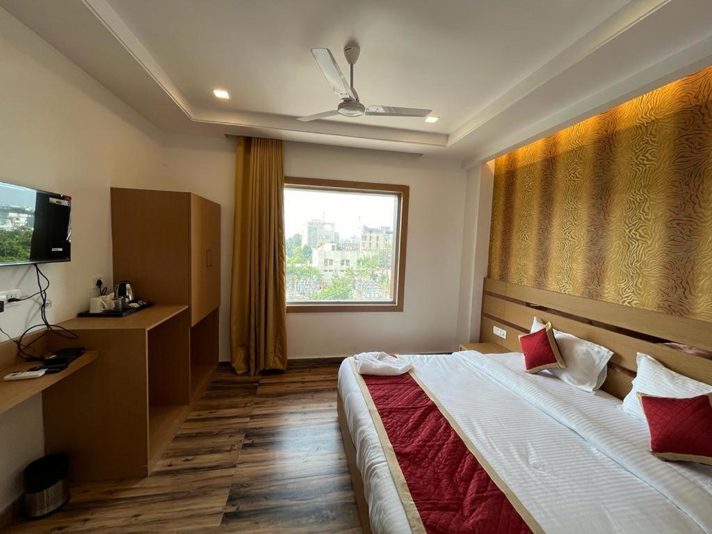 Hotel Royal Casa Lucknow Exteriör bild